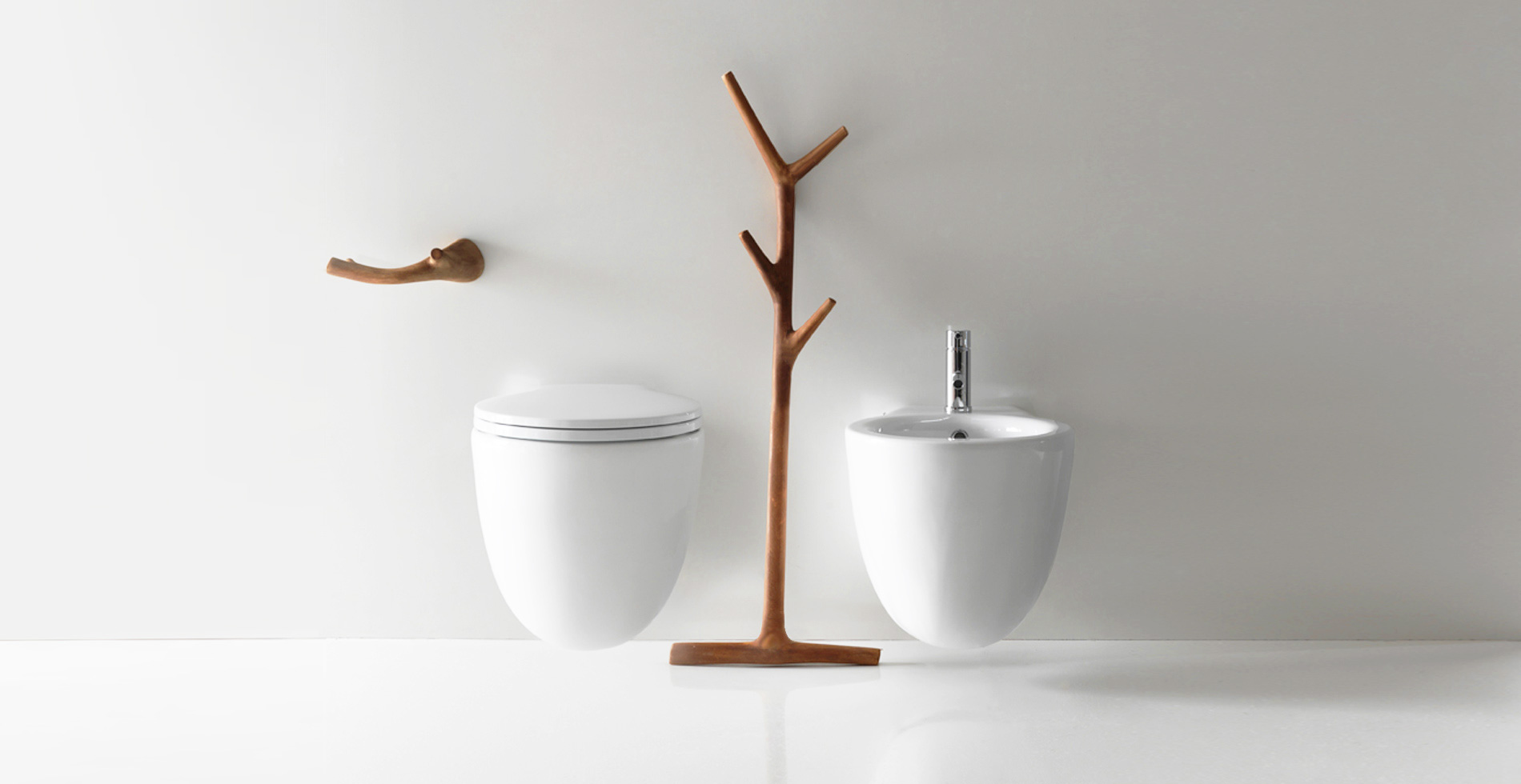 Ergo collection - bathroom towel hanger rail made of iroko solid wood tree shape | Design by Antonio Pascale | Made in Italy