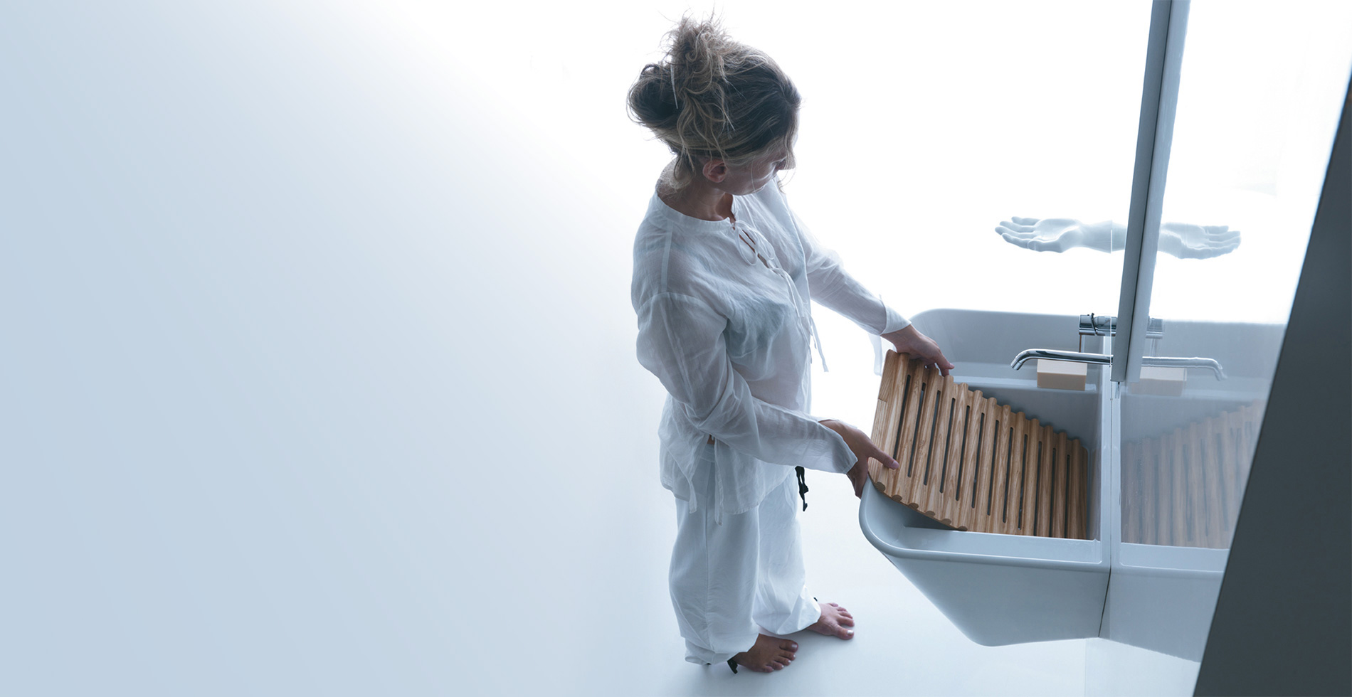 Bathroom deco - MEG11 - washbasin washboard of ash wood | IF Product Design Award 2012| Design by Antonio Pascale for Galassia